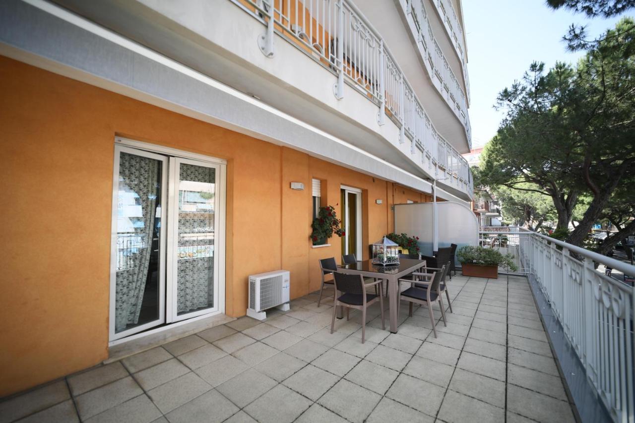 Residence Mariavittoria Lido di Jesolo Zewnętrze zdjęcie